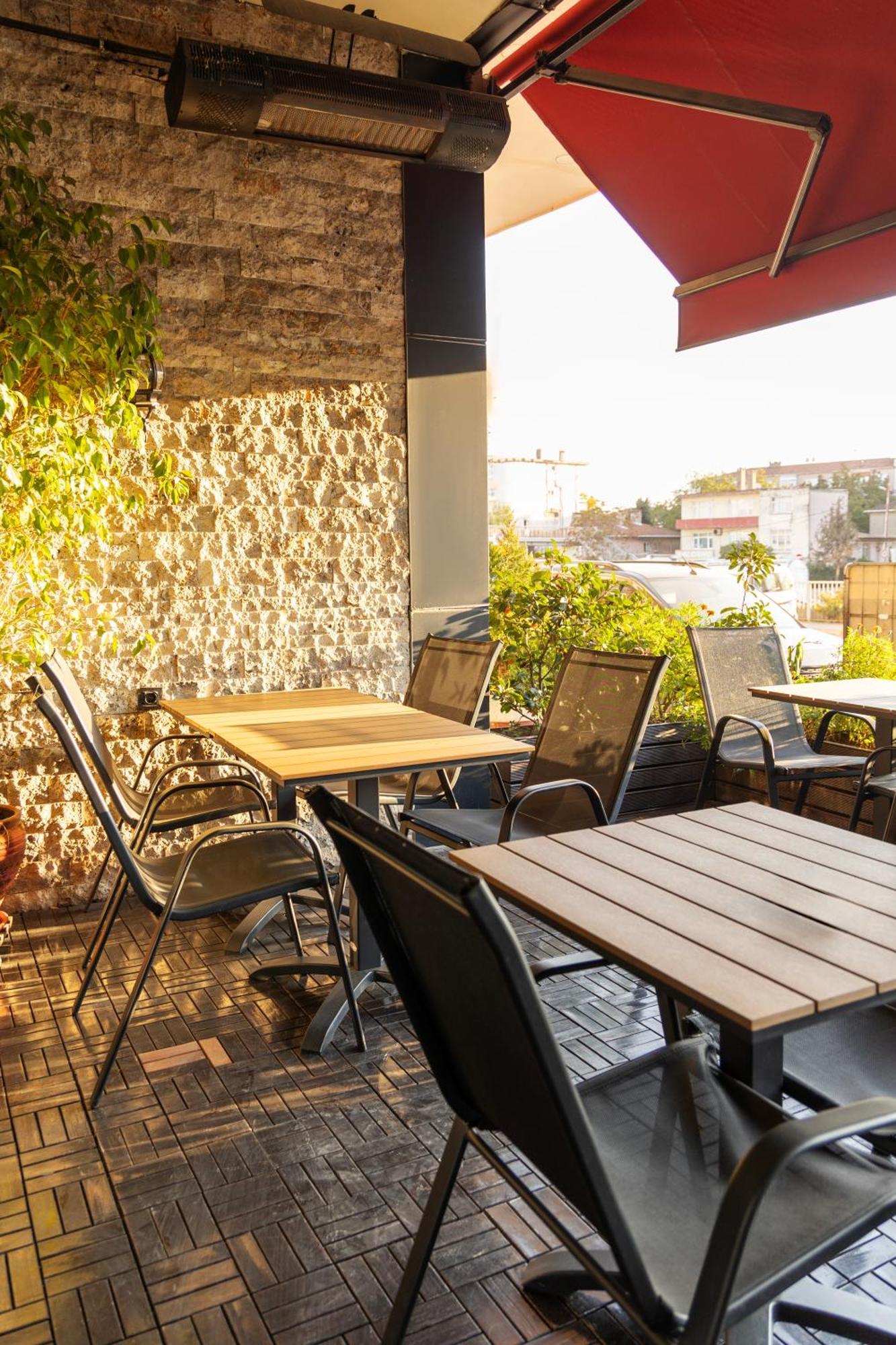 Classes Hotel Airport Istanbul Exterior foto