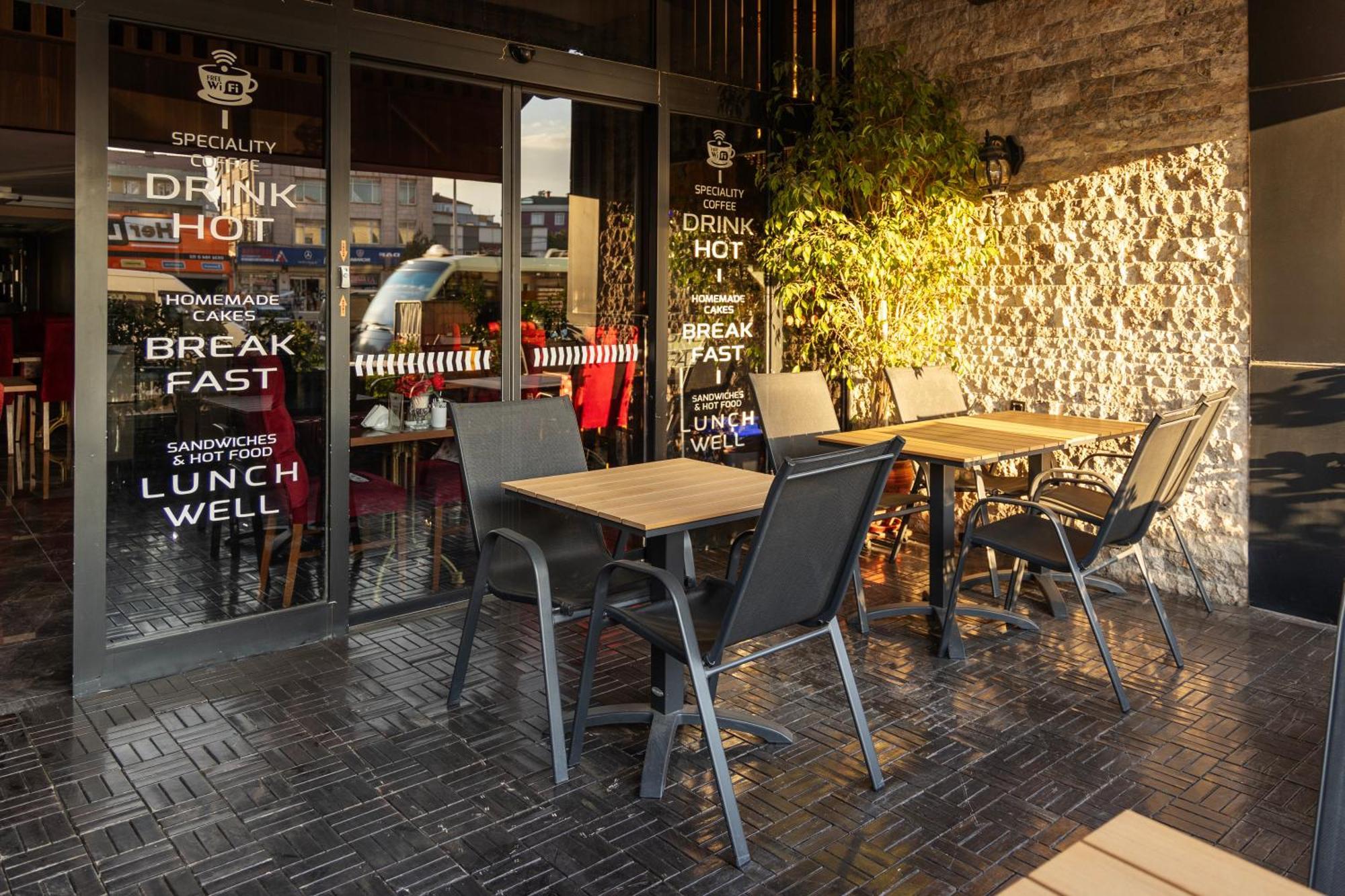 Classes Hotel Airport Istanbul Exterior foto